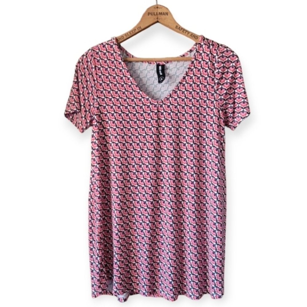 Agnes & Dora Lotus Tile Print Modal Tunic Top size small